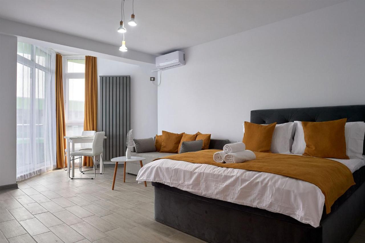 Năvodari Sunrise King Studio Spa N Pool Beach Resort מראה חיצוני תמונה