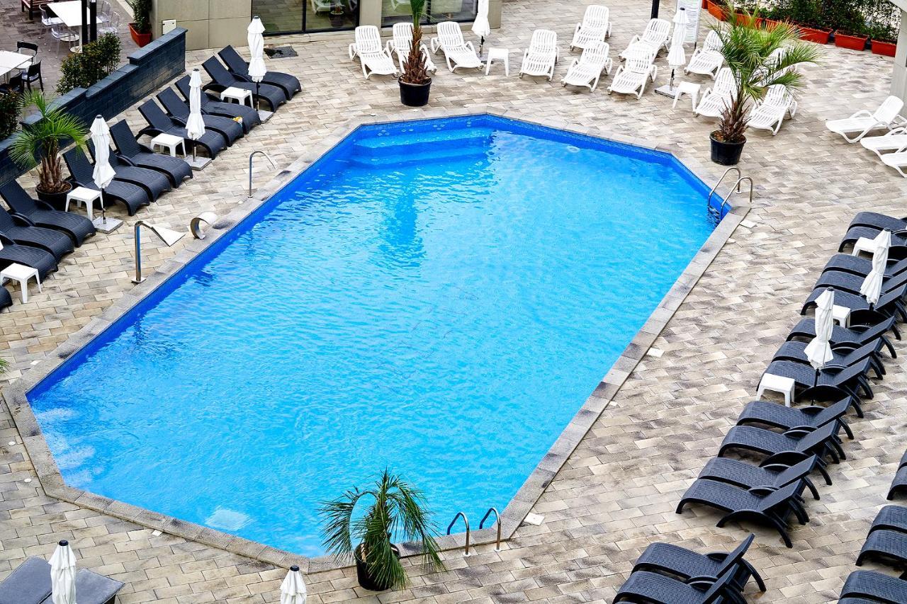 Năvodari Sunrise King Studio Spa N Pool Beach Resort מראה חיצוני תמונה