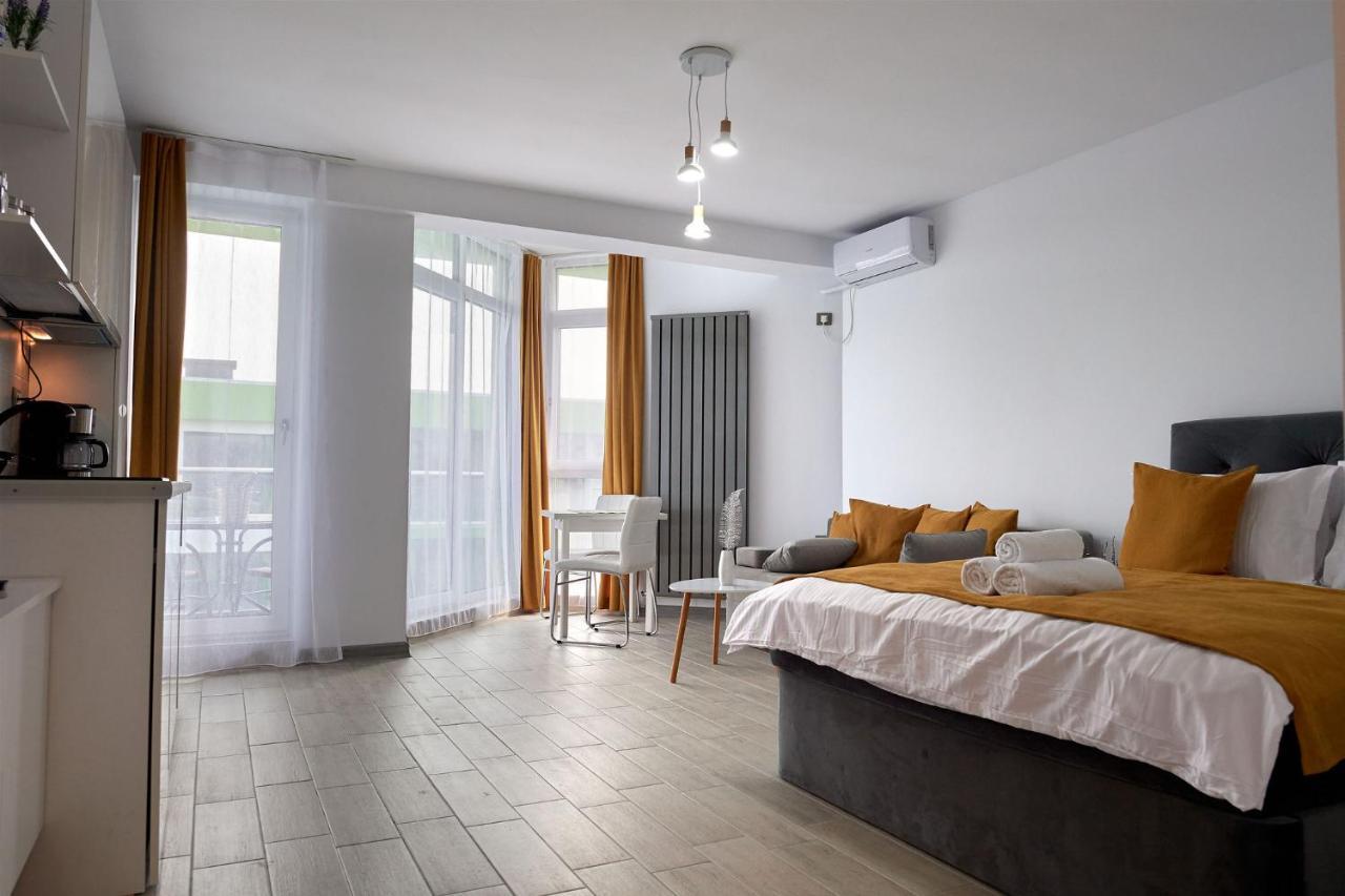 Năvodari Sunrise King Studio Spa N Pool Beach Resort מראה חיצוני תמונה