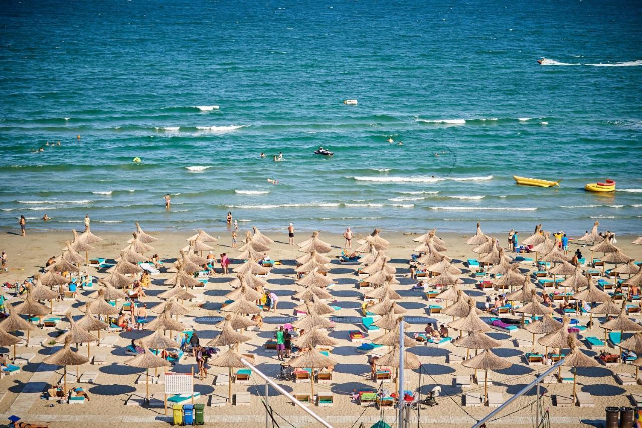 Năvodari Sunrise King Studio Spa N Pool Beach Resort מראה חיצוני תמונה